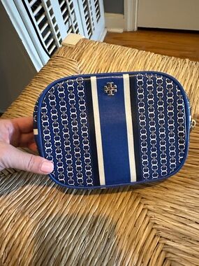 Tory Burch Navy and White Logo Stripe Cosmetic Case